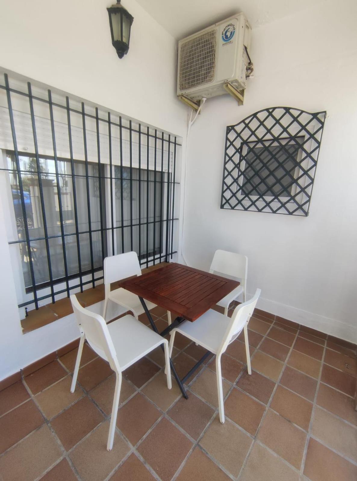 Apartamento En Planta Baja Con Vistar Al Mar Conil De La Frontera Exterior photo